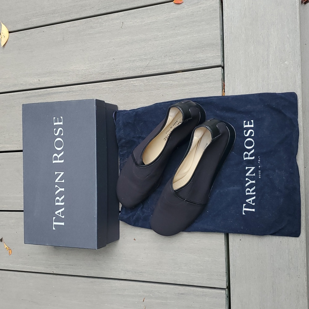 Taryn Rose Black Casual Slip-Ons